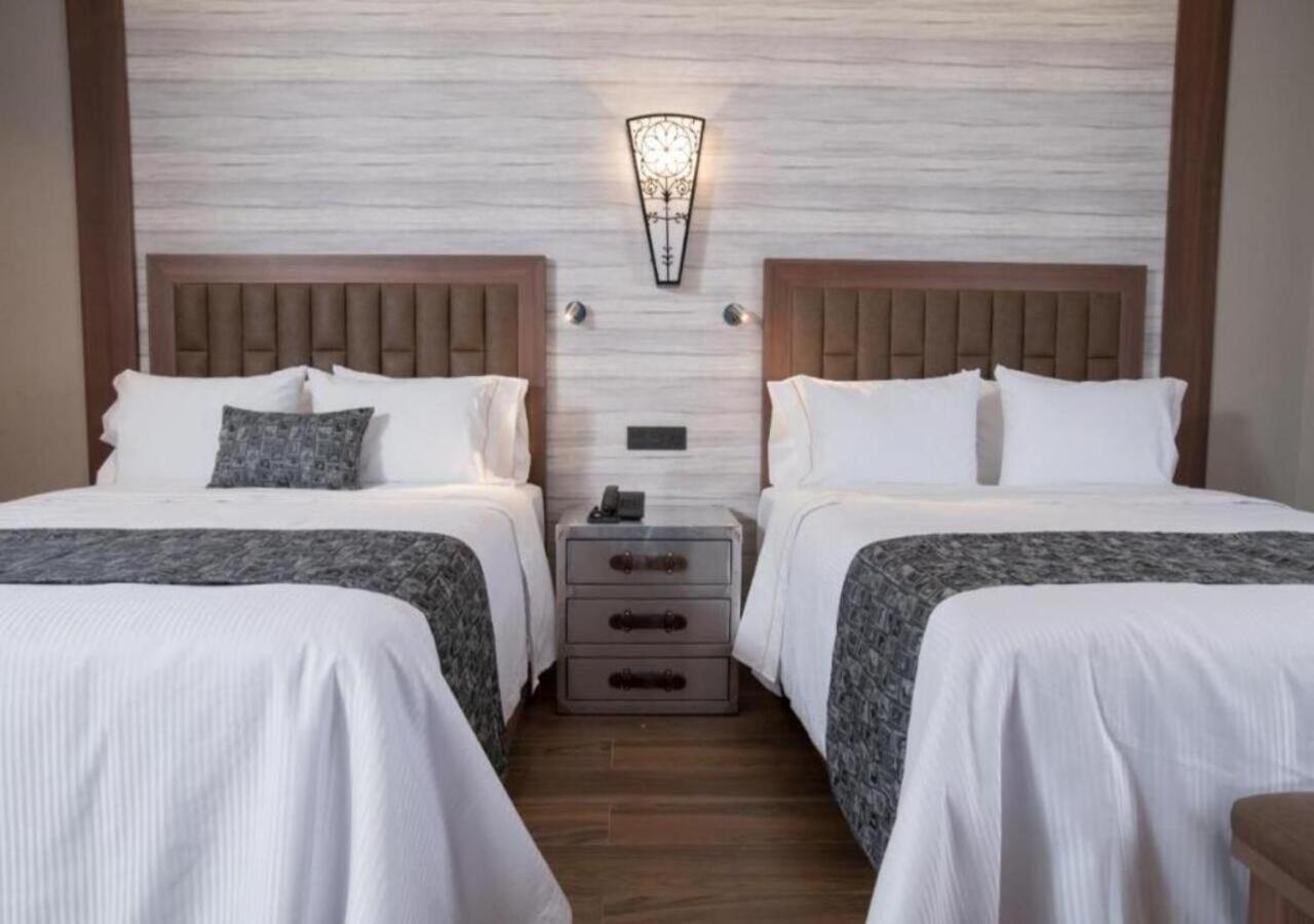 גואדלחארה Hotel Ronda Minerva מראה חיצוני תמונה