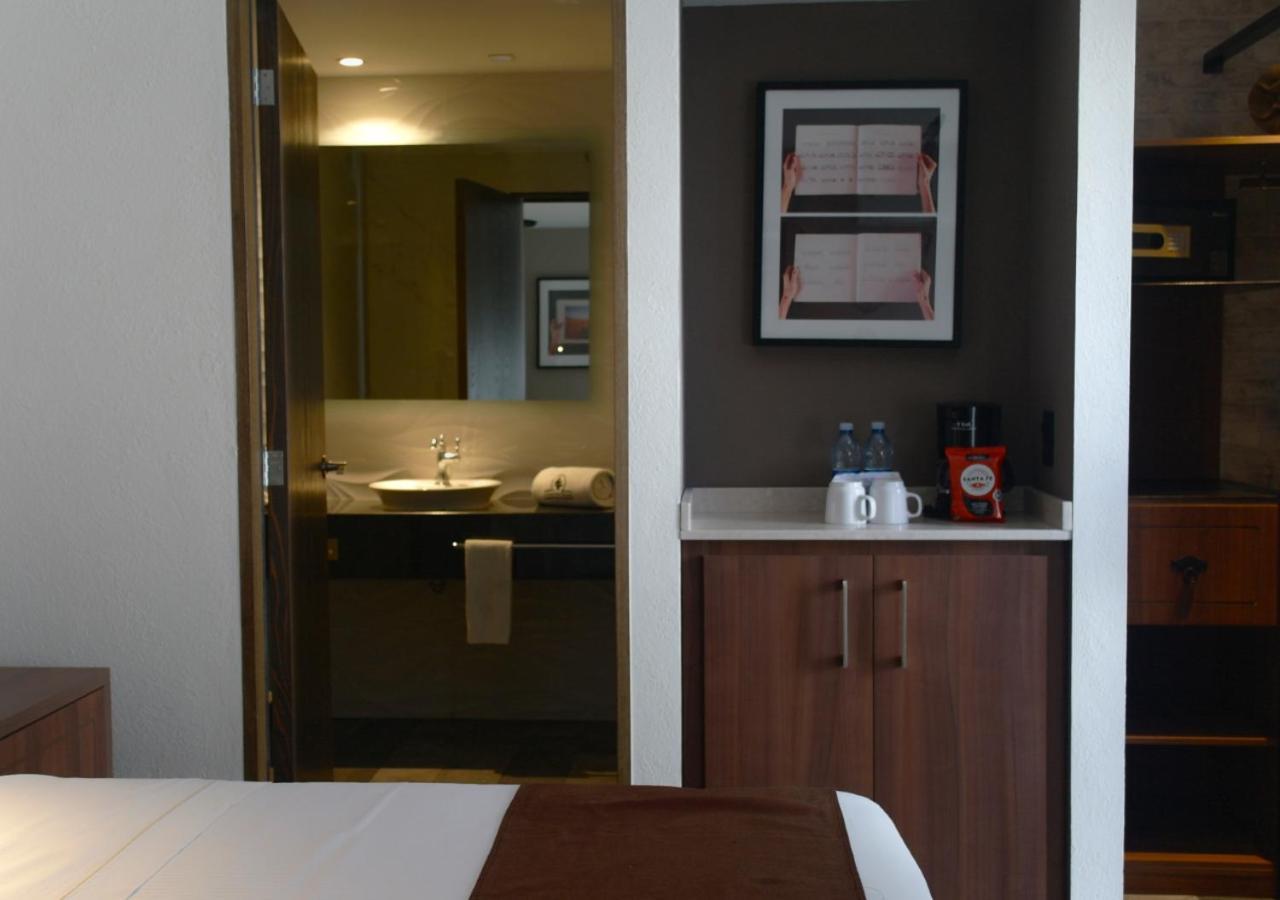 גואדלחארה Hotel Ronda Minerva מראה חיצוני תמונה